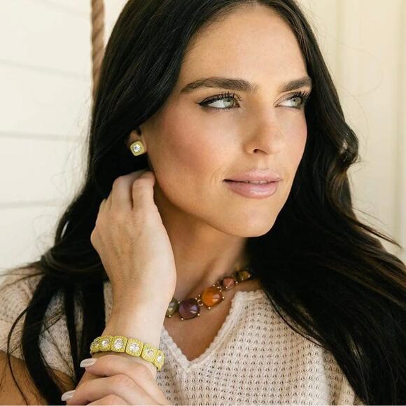 New Plunder "Chesney" Green Square Earrings (.5") - Picture 2 of 4